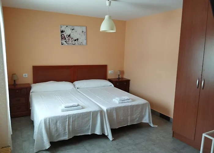 Bordillas 3* Pomaluengo